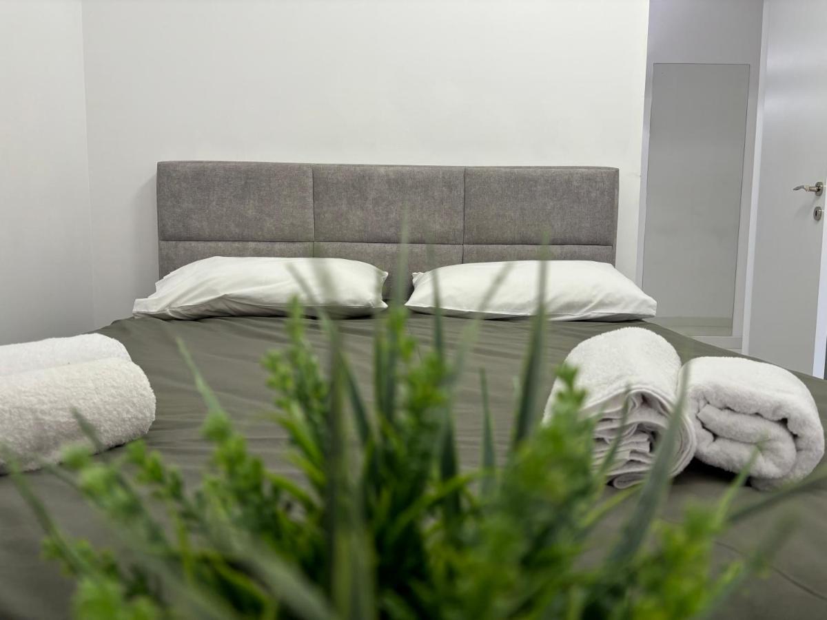 טיראנה Center, Selvia White Apartment מראה חיצוני תמונה